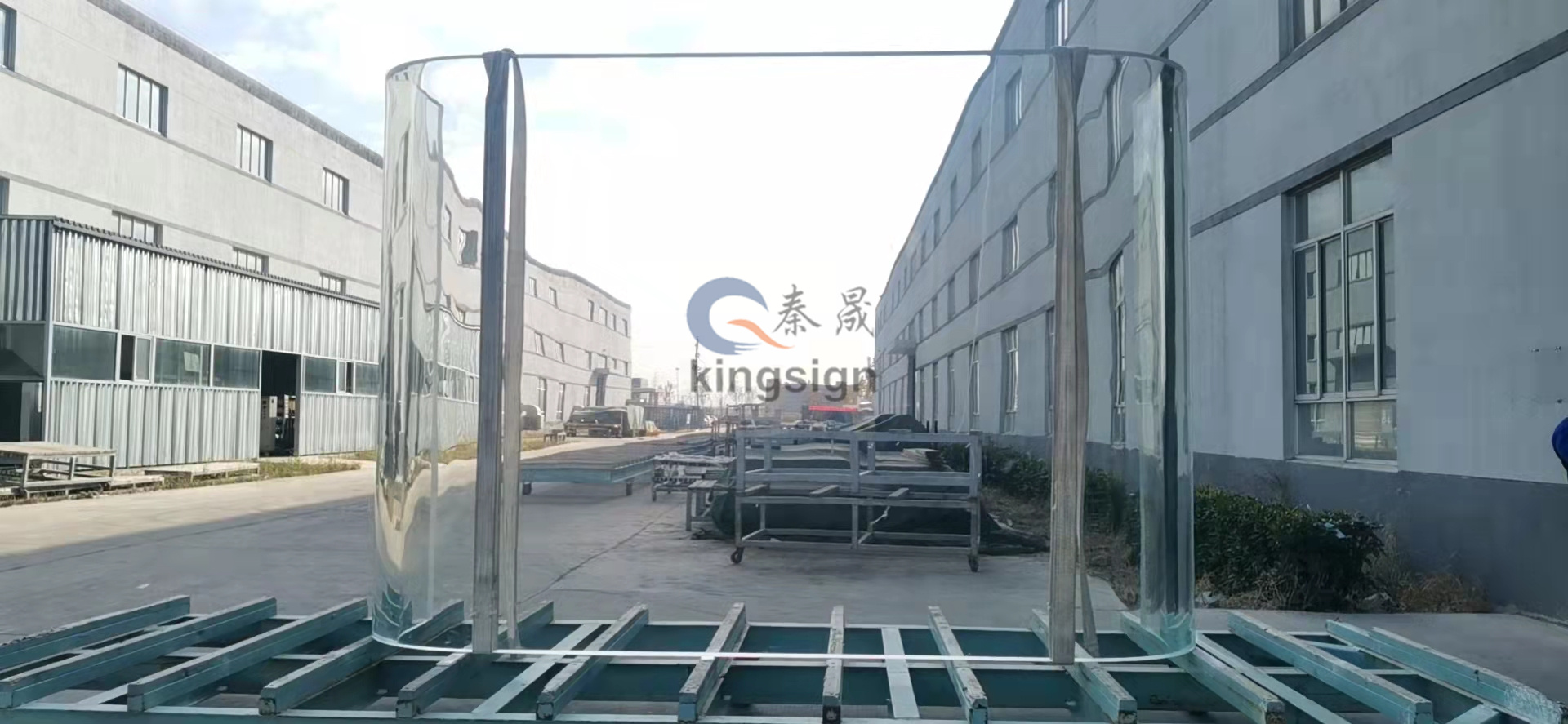 Pelajari tentang karakteristik produk kaca akrilik